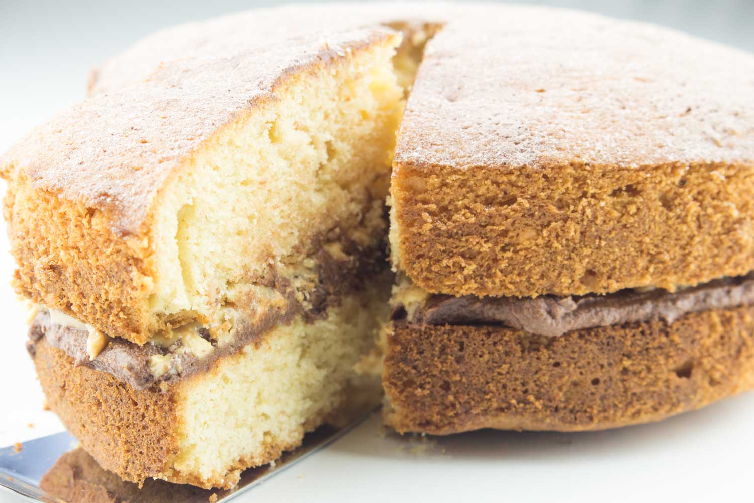 Peanut-Butter-cake-cut-RoseHartSweets